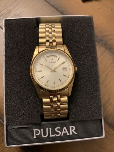 Mens pulsar gold on sale watch