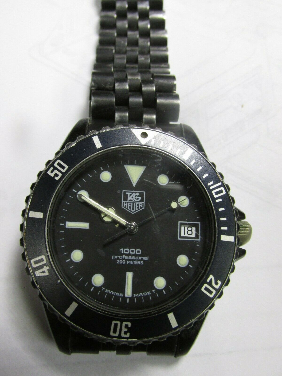 TAG HEUER 1000 PROFESSIONAL 200 METER WATCH MODEL 980 026 N