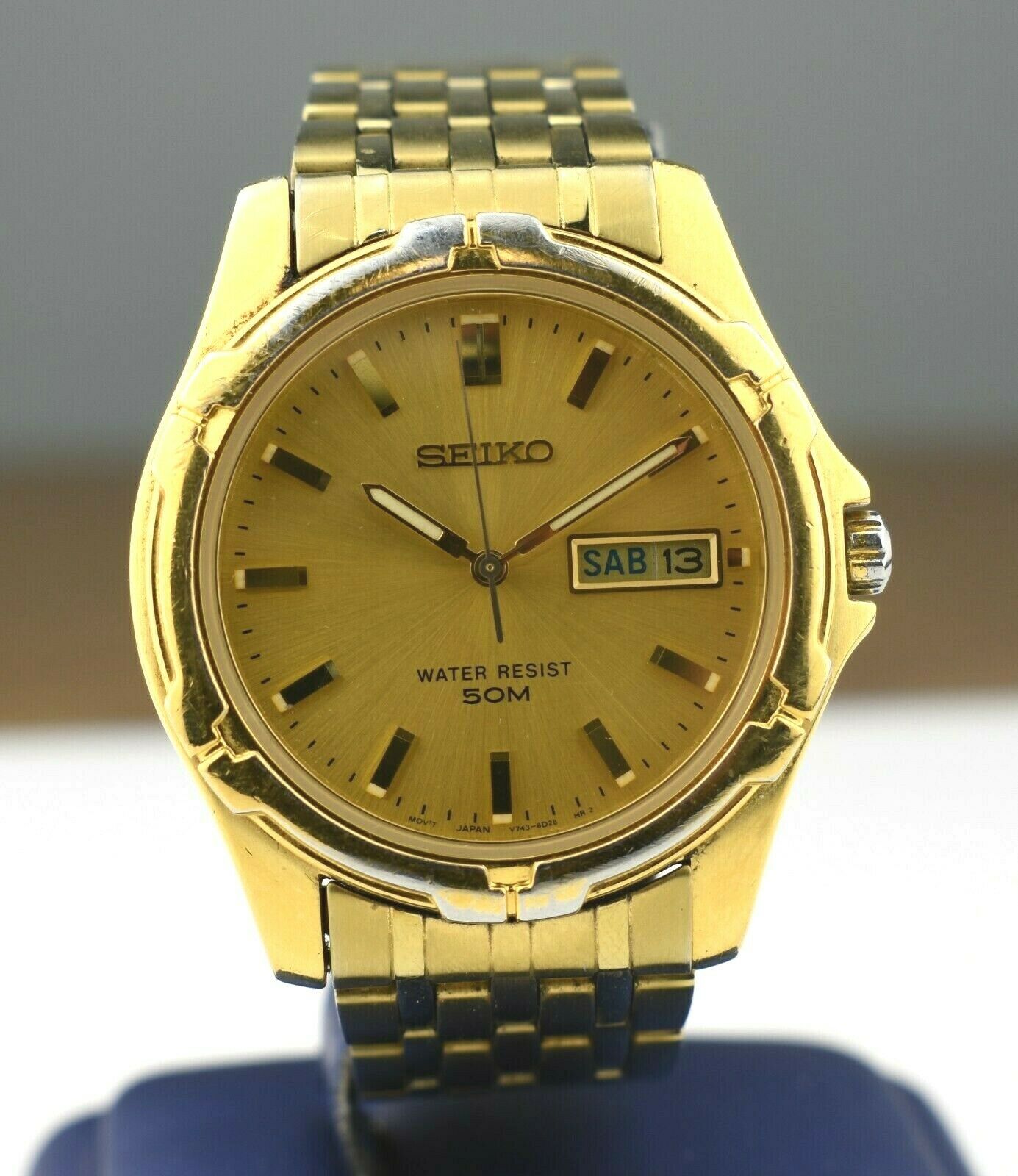 SEIKO ゴールド メンズ　腕時計　時計 Seiko V743-8839 Day-Date Gold tone Stainless Steel Quartz Watch