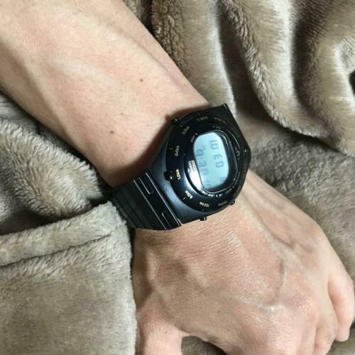 Seiko Speedmaster Giugiaro design A828-4000 Day Date Watch Vintage