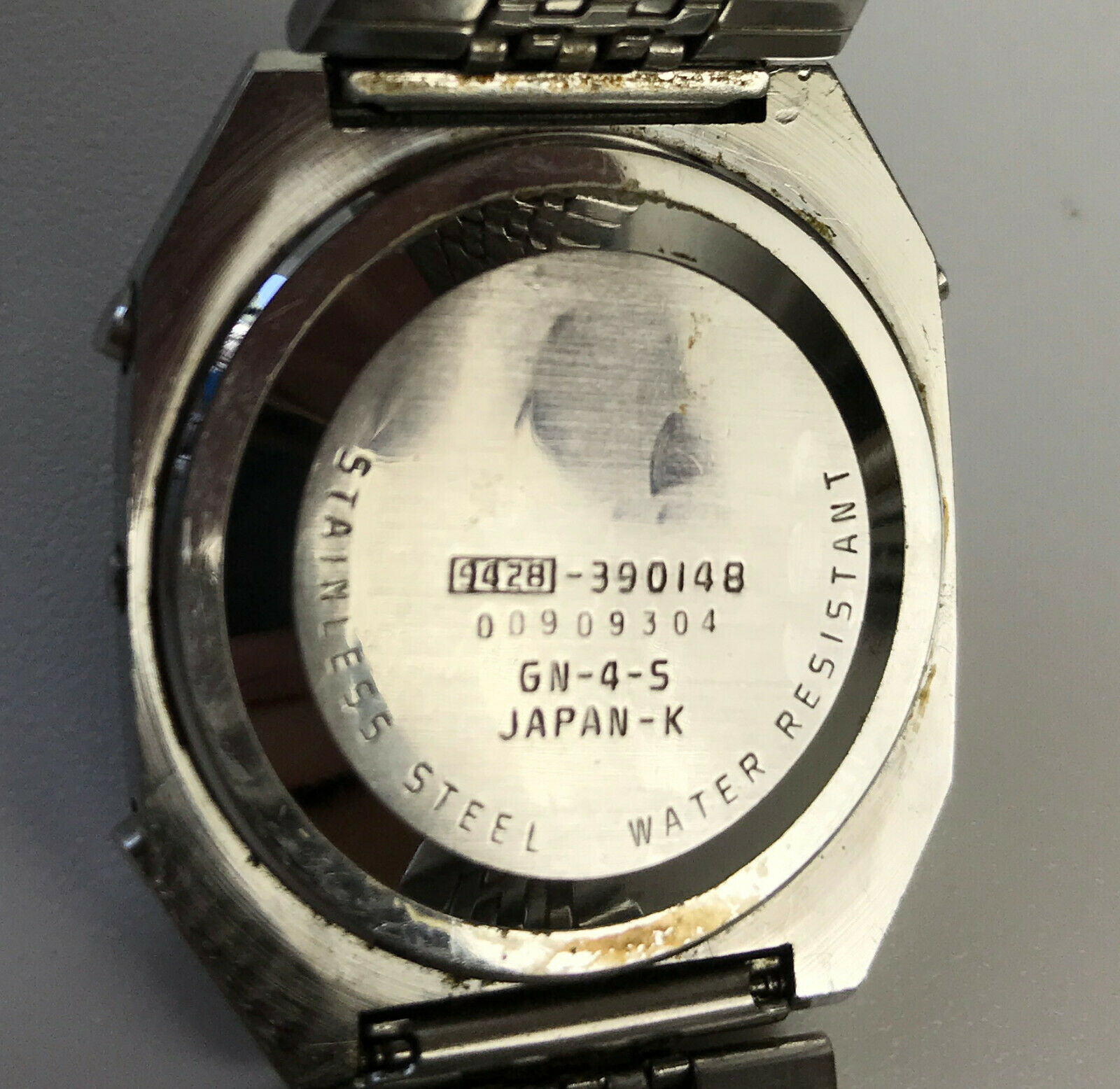 Vintage 1980 VEGA Citizen Digital Watch silver chrono 9428-390148 