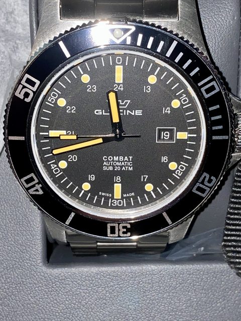 Glycine combat hot sale sub 48mm