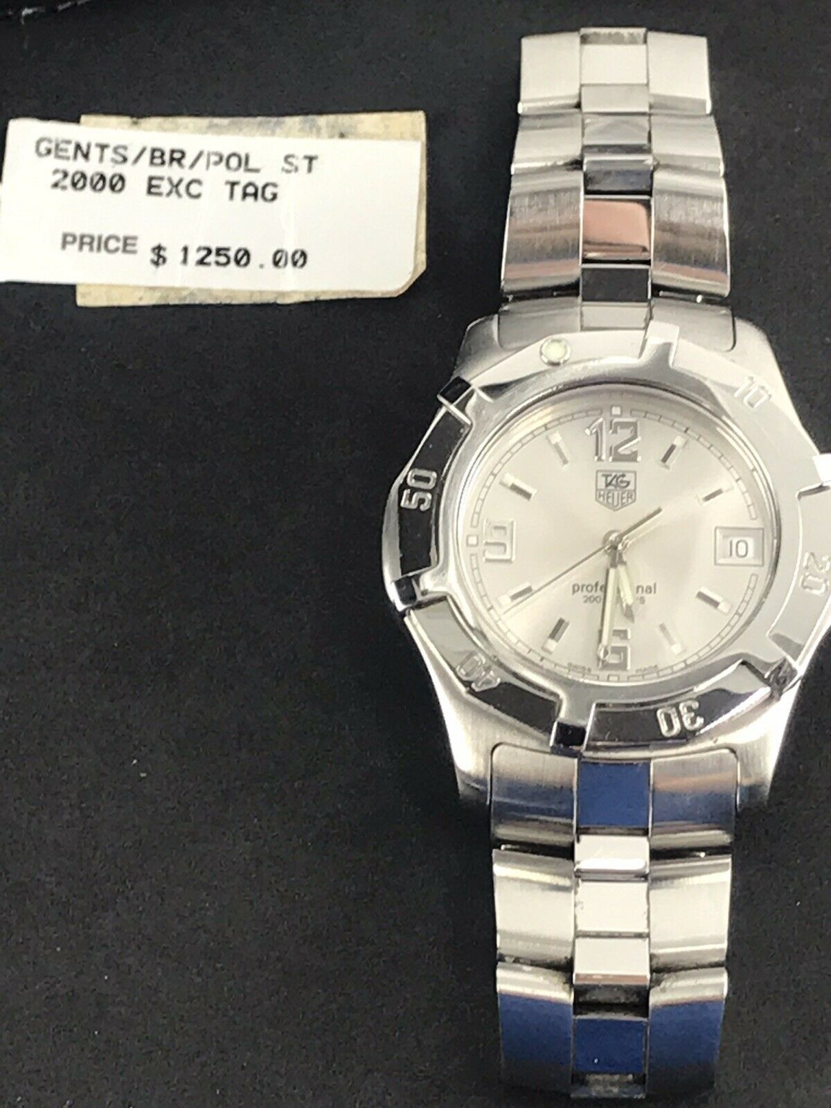 TAG HEUER WN111C 0 PROF SILVER DIAL 200M QUARTZ STAINLESS STEEL