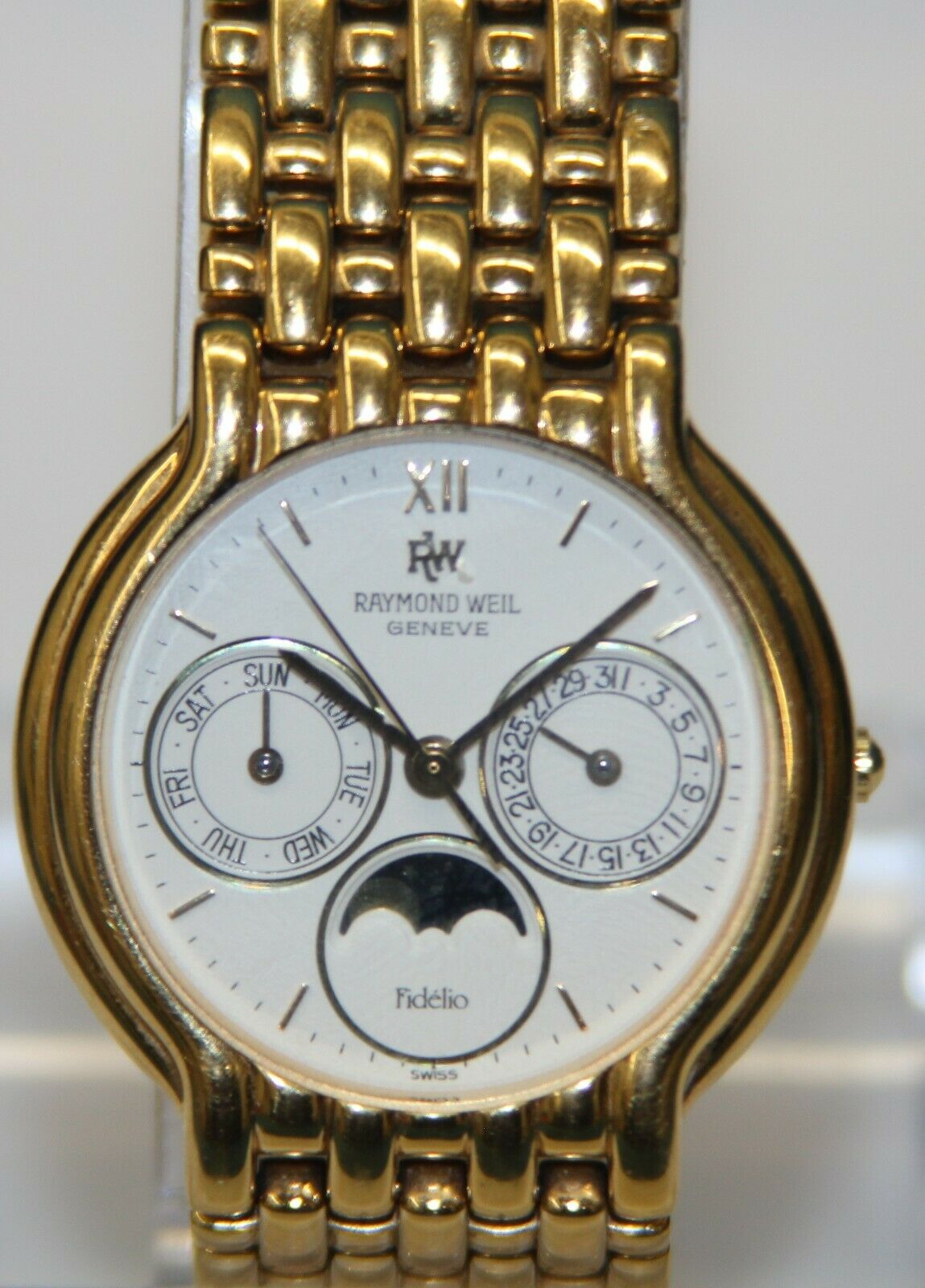 ✨RAYMOND WEIL✨GENEVE✨Fidelio✨クオーツ✨腕時計✨ Raymond Weil Geneve Watch Fidelio 18K Gold Plated 32MM White