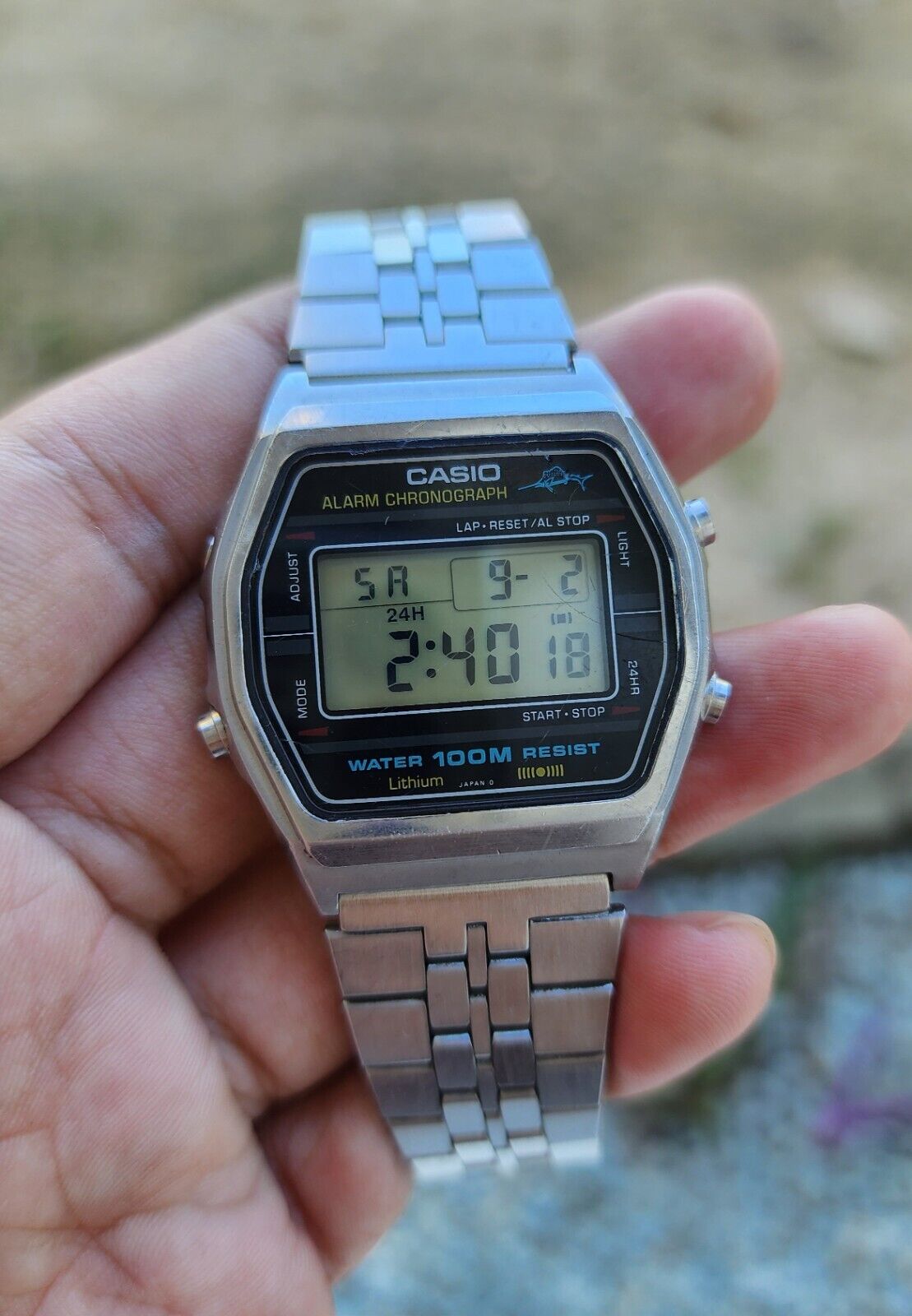 Casio W750 Marlin - 1983 Japan - Solid and well made, with a stainless  steel strap and case with screw-down case back : r/casiovintage