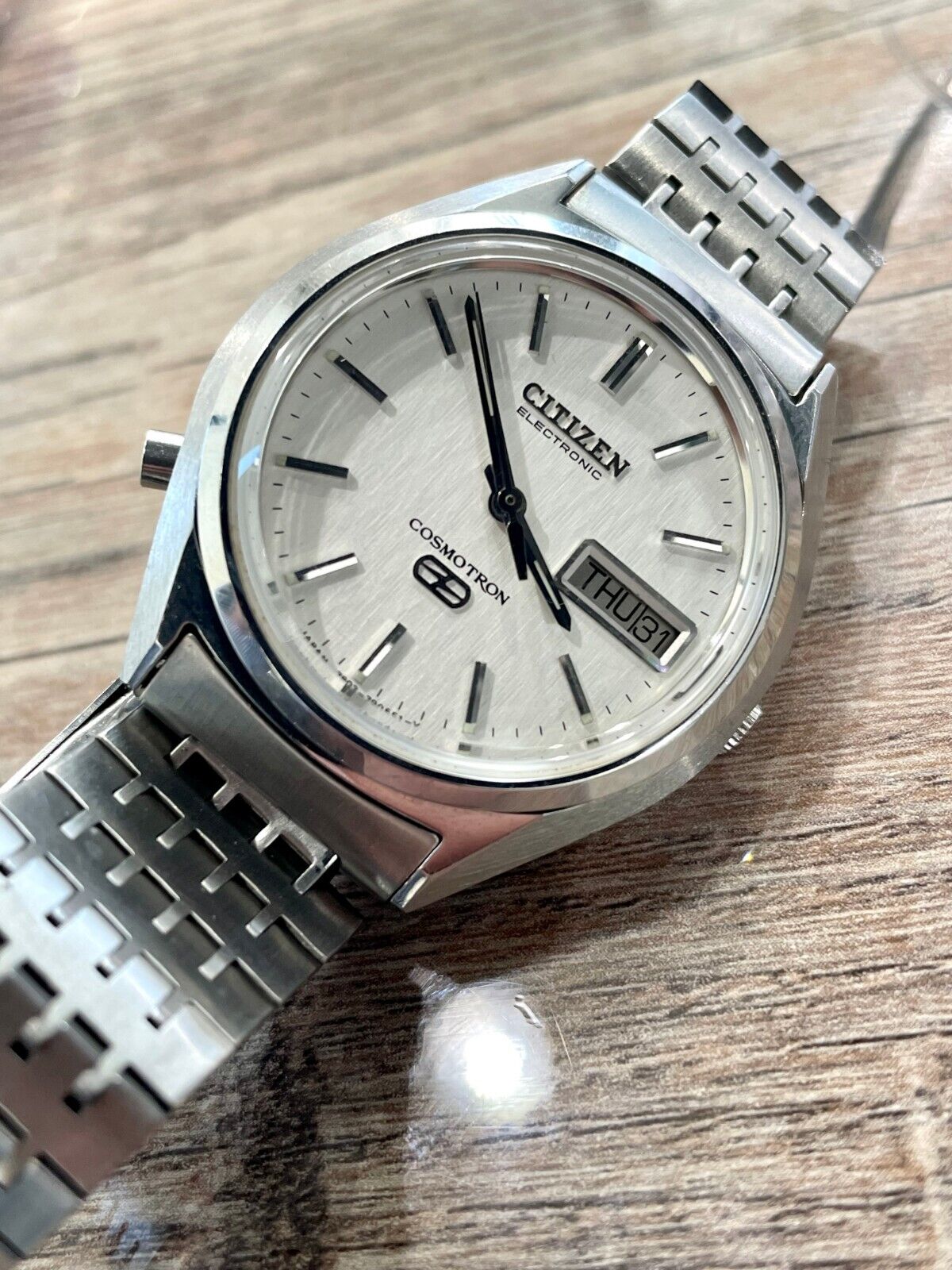 Yahoo!オークション 【希少な逸品】 実働 CITIZEN COSMOTRON 7803