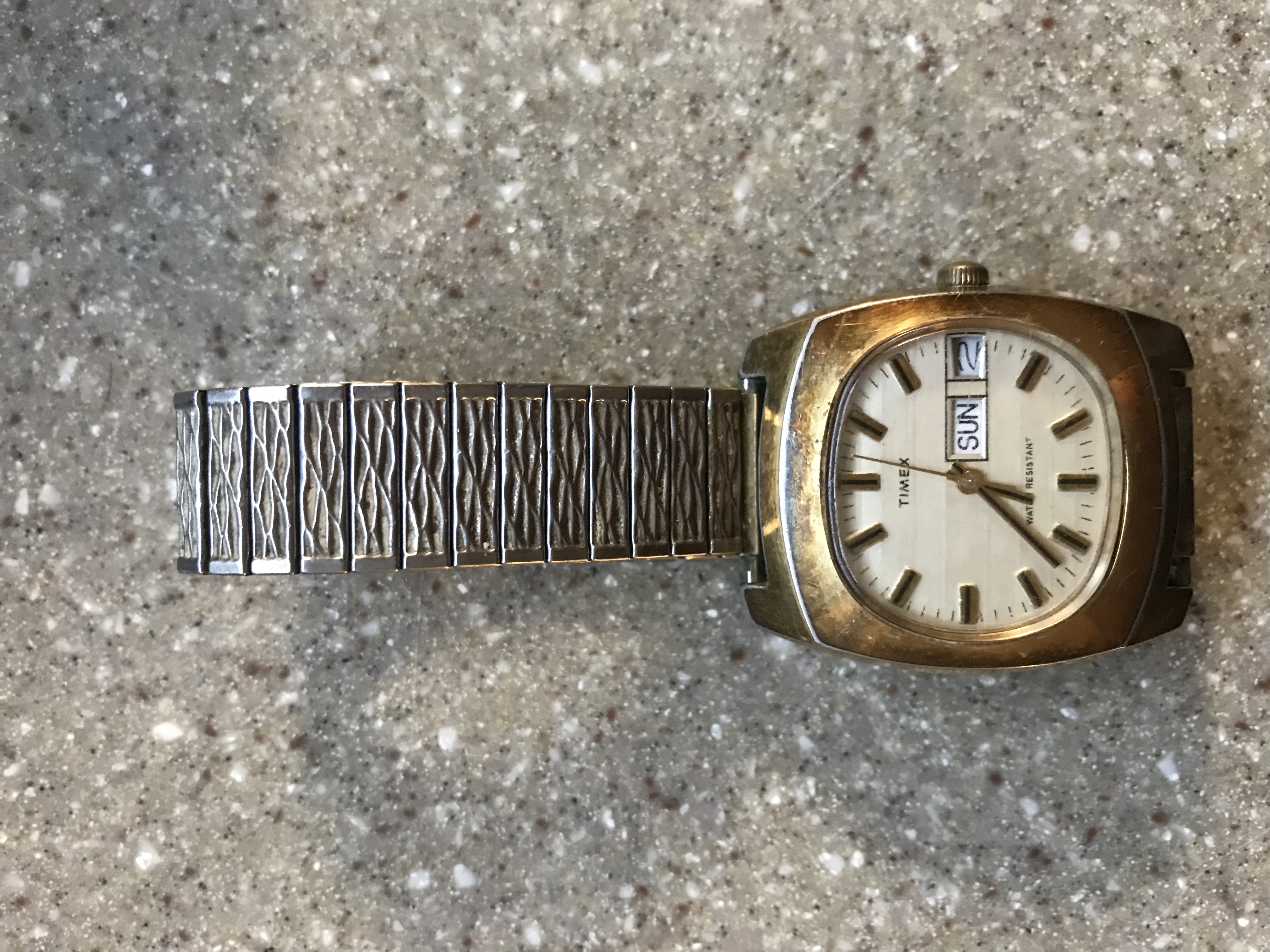 Montre Vintage Butex TV Screen 40mm - Cadran Fumé Purple, Mouvement Automatique Suisse, Années 60