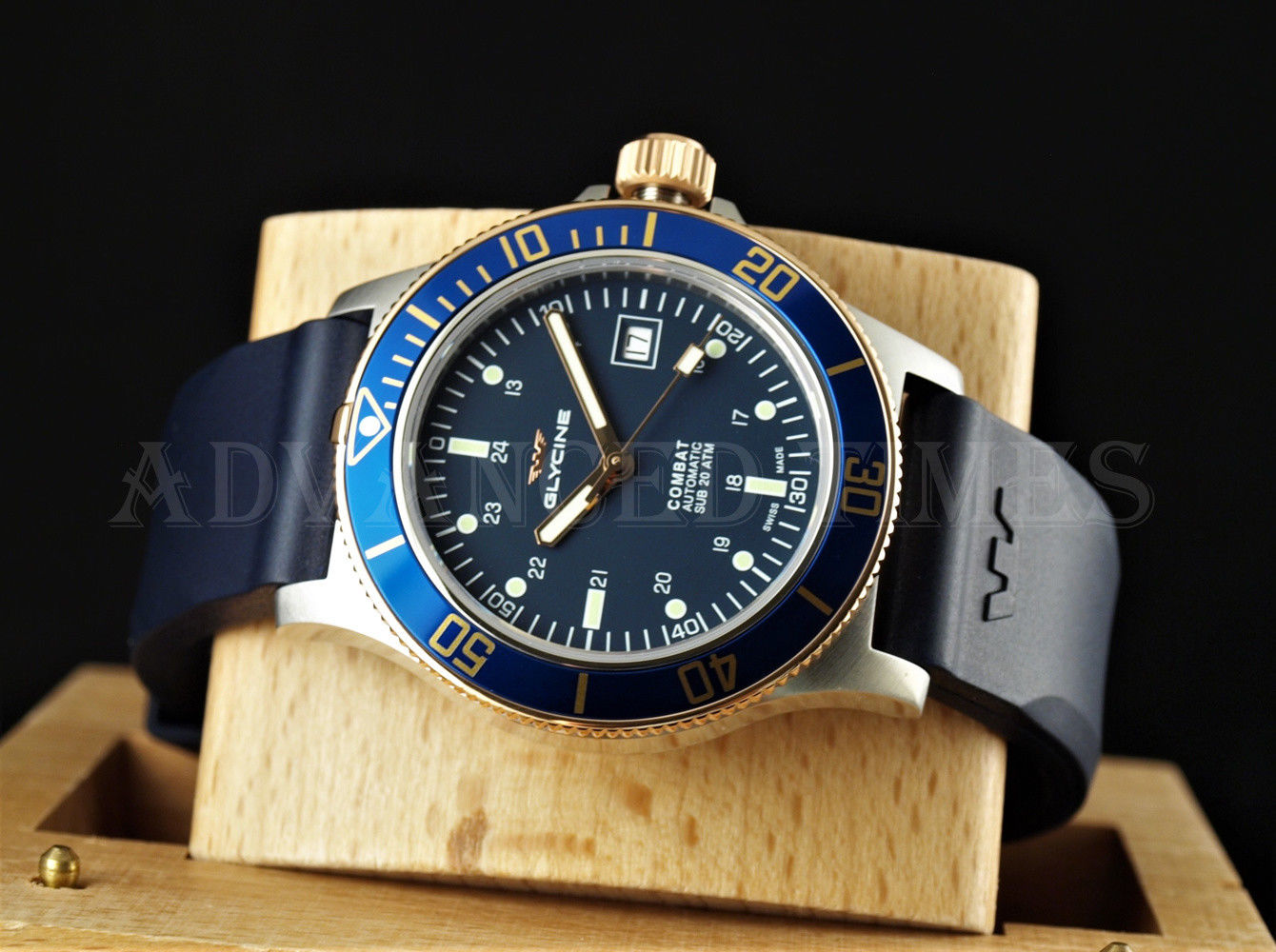 NEW GLYCINE 42MM COMBAT SUB 20 SWISS MADE AUTO SAPPHIRE DIVER