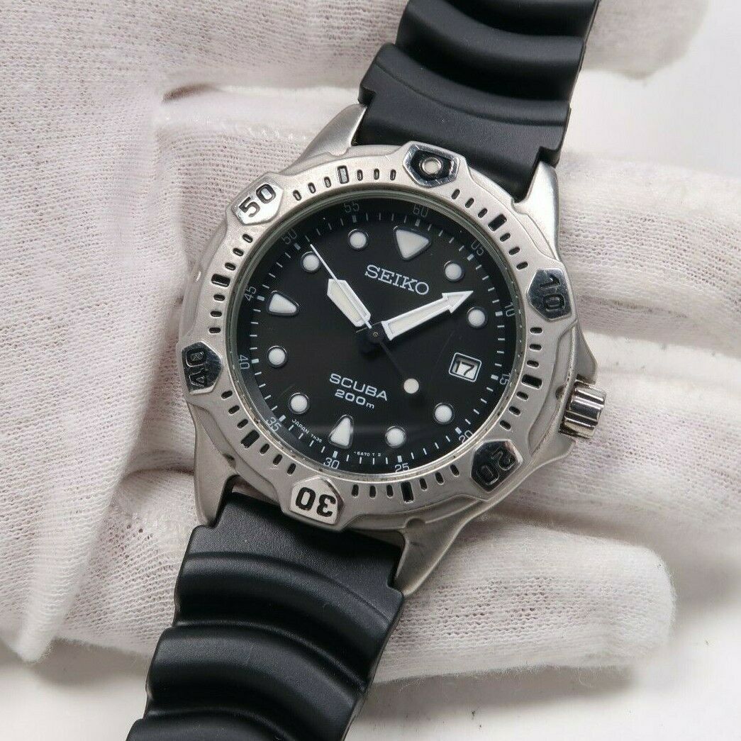 公式サイト - ハイブランドの新作が続々登場 7N35-6A50 200M DIVER SEIKO STAINLESS WatchCharts | Japan Mens 時計