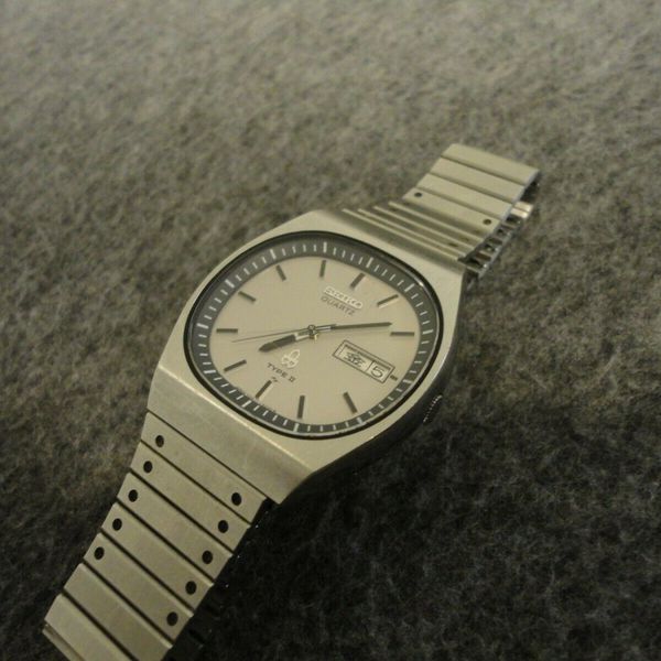 SEIKO TYPE 2 KANJI QUARTZ VINTAGE MENS STAINLESS WATCH 7123-503A