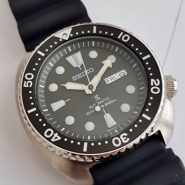 FS: Seiko turtle SRP777 black dial on a rubber strap | WatchCharts