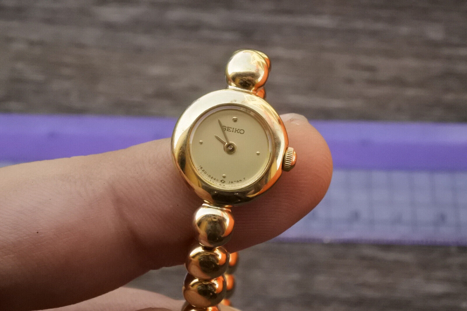 Mini Seiko Gold Plated 1E20 0070 Yellow Dial Lady Quartz Watch