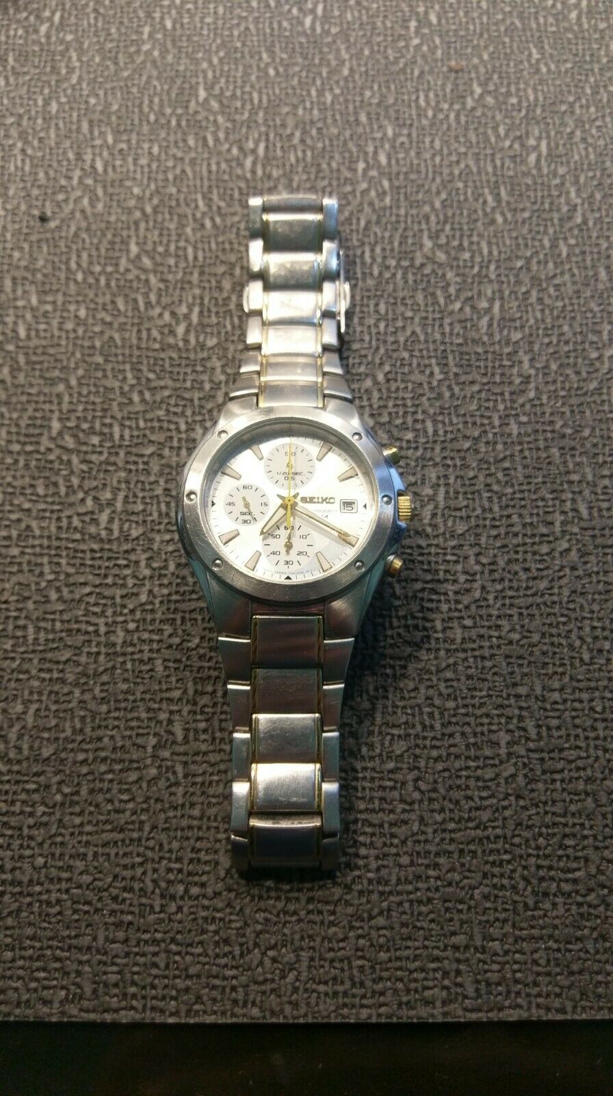 SEIKO CHRONOGRAPH 50M 7T92 OFXO Mens Quartz Watch Silver