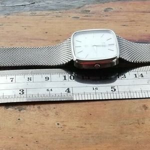 希少SEIKO QUARTZ 4130-5240 SUWAメンズクォーツウォッチ SEIKO腕時計4130-5240 - メルカリ