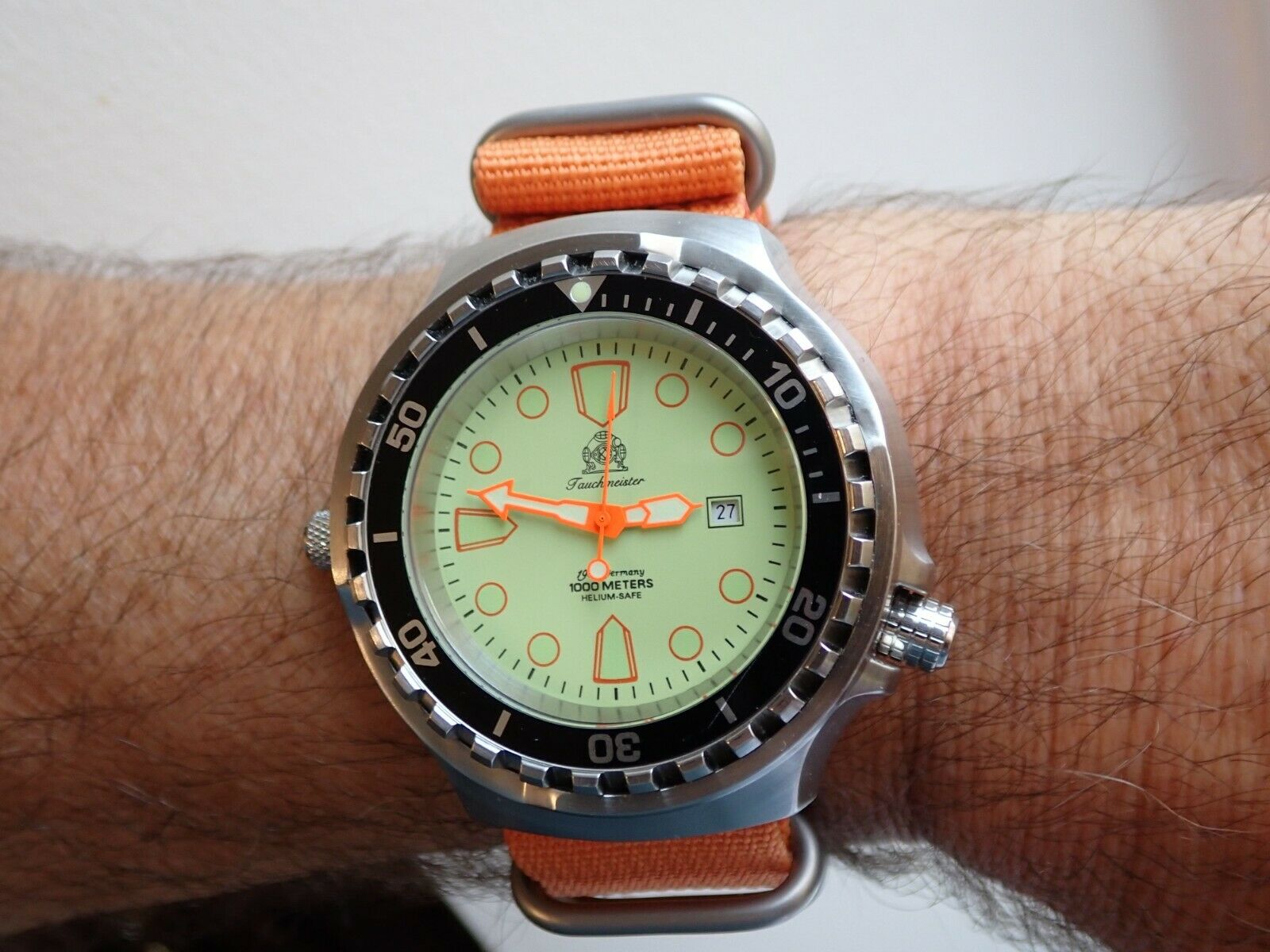Tauchmeister 1937 1000M Tuna XL 52mm Lume Dial Helium Safe 2 