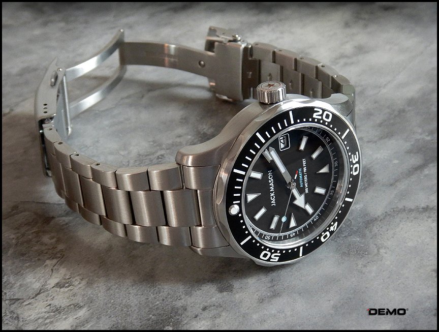 Jack mason dive outlet watch