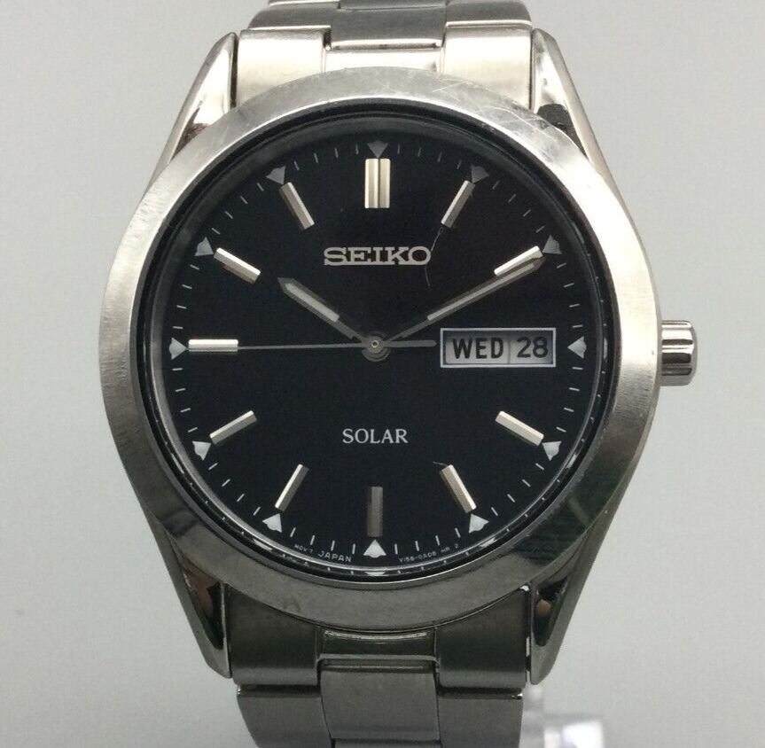 Seiko Solar Watch Men Silver Tone Black Dial V158 0AB0 Day Date