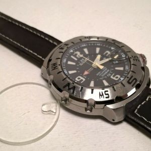 希少廃番品　SEIKO Titanium GMT 20bar　8F56-0070 SEIKO PERPETUAL CALENDAR 8F56-0070/SBCJ007 Quartz GMT