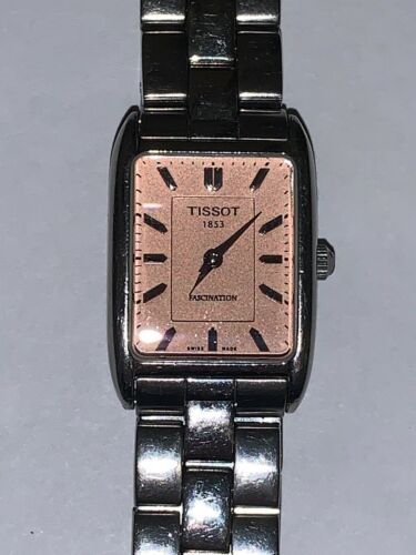 腕時計 TISSOT ティソ FASCINATION T815 スクエア 2針 Tissot Fascination 1853 Cream Dial Stainless Steel Women's Watch