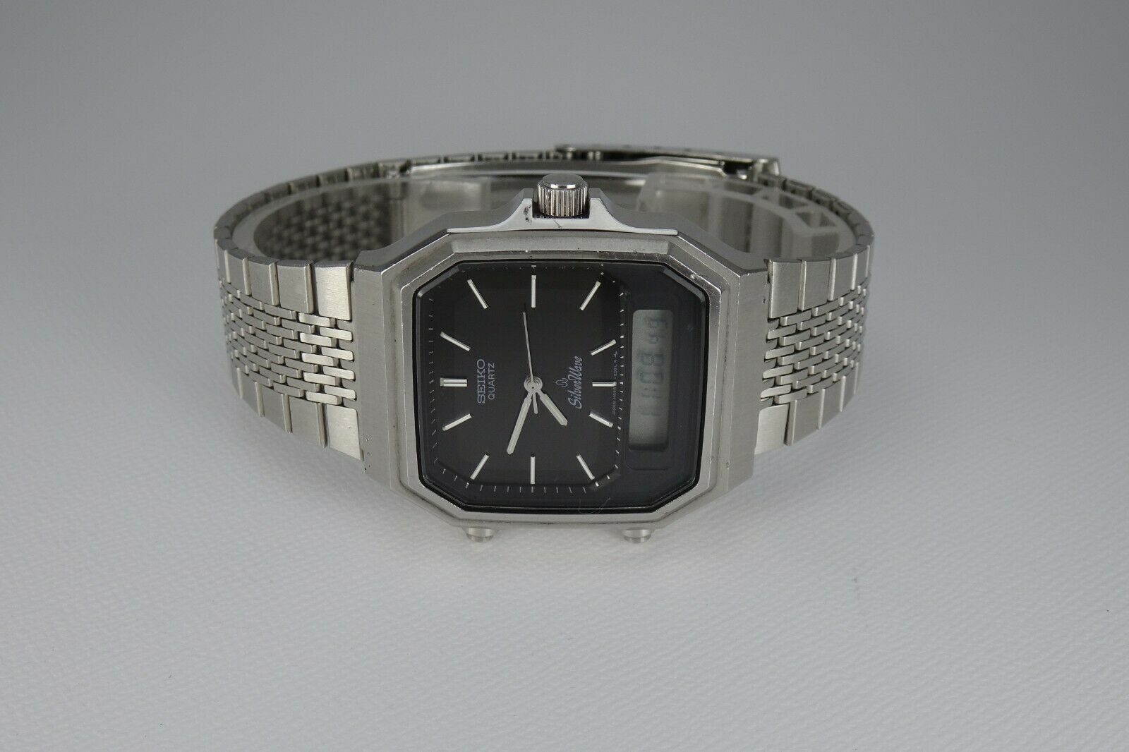 Vintage 1983 JAPAN SEIKO HYBRID SILVER-WAVE H449-502A