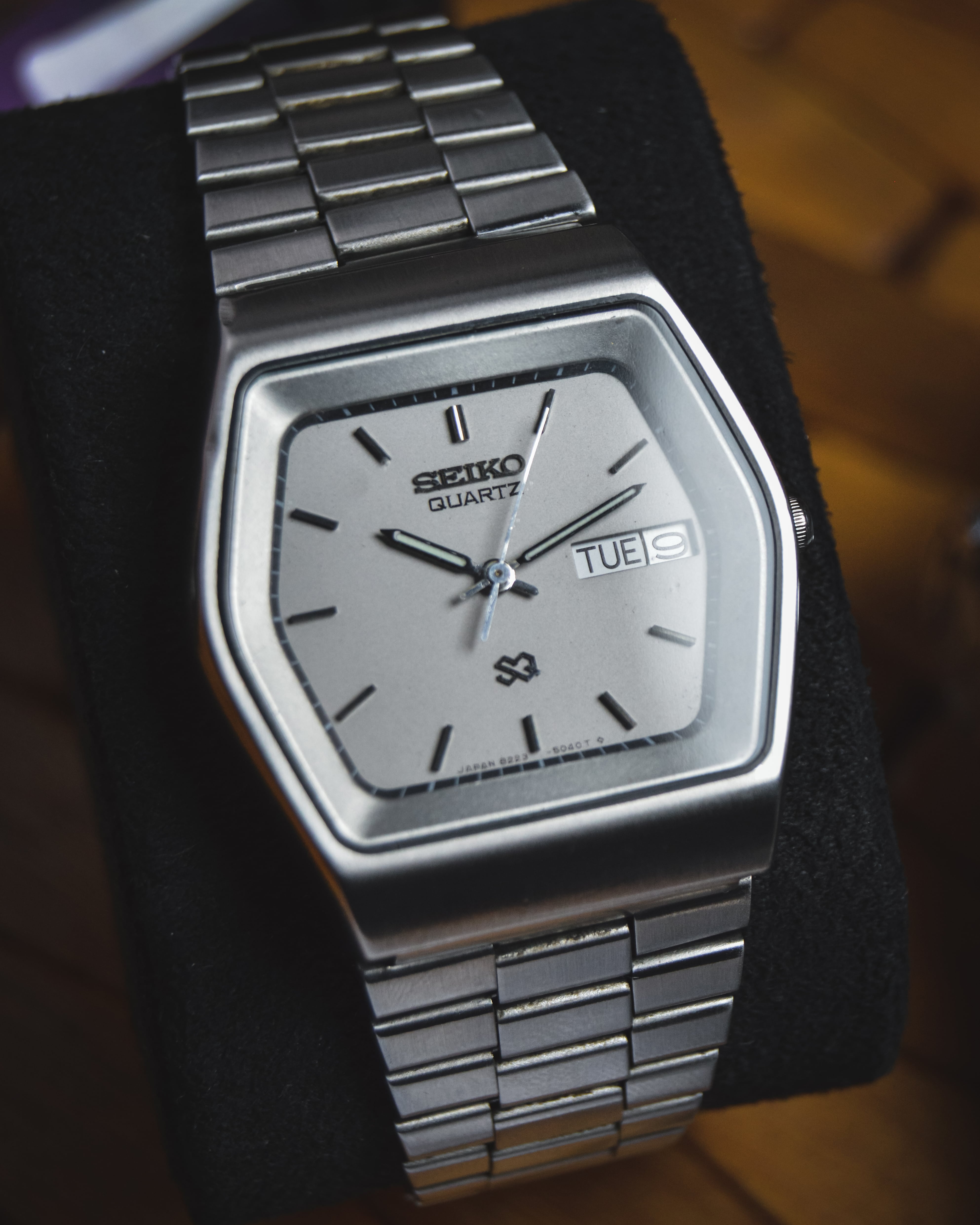 wts] 1980 vintage SEIKO Quartz 8223-504A ✨ retro Hexagonal Case