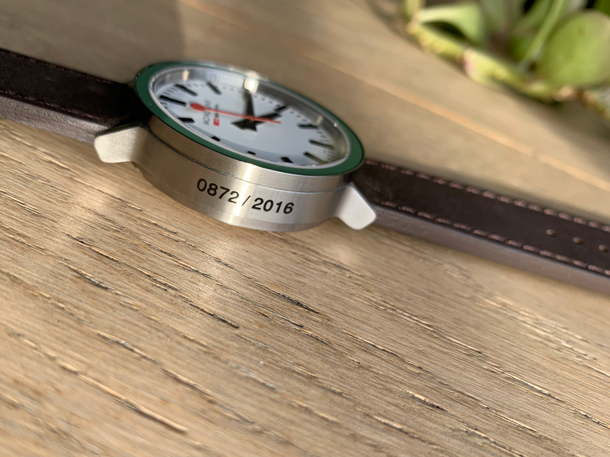 MONDAINE Gottardo 2016 限定品　腕時計 Leather Mondaine Gottardo 2016 Quartz Watch Mondaine Stop To Go