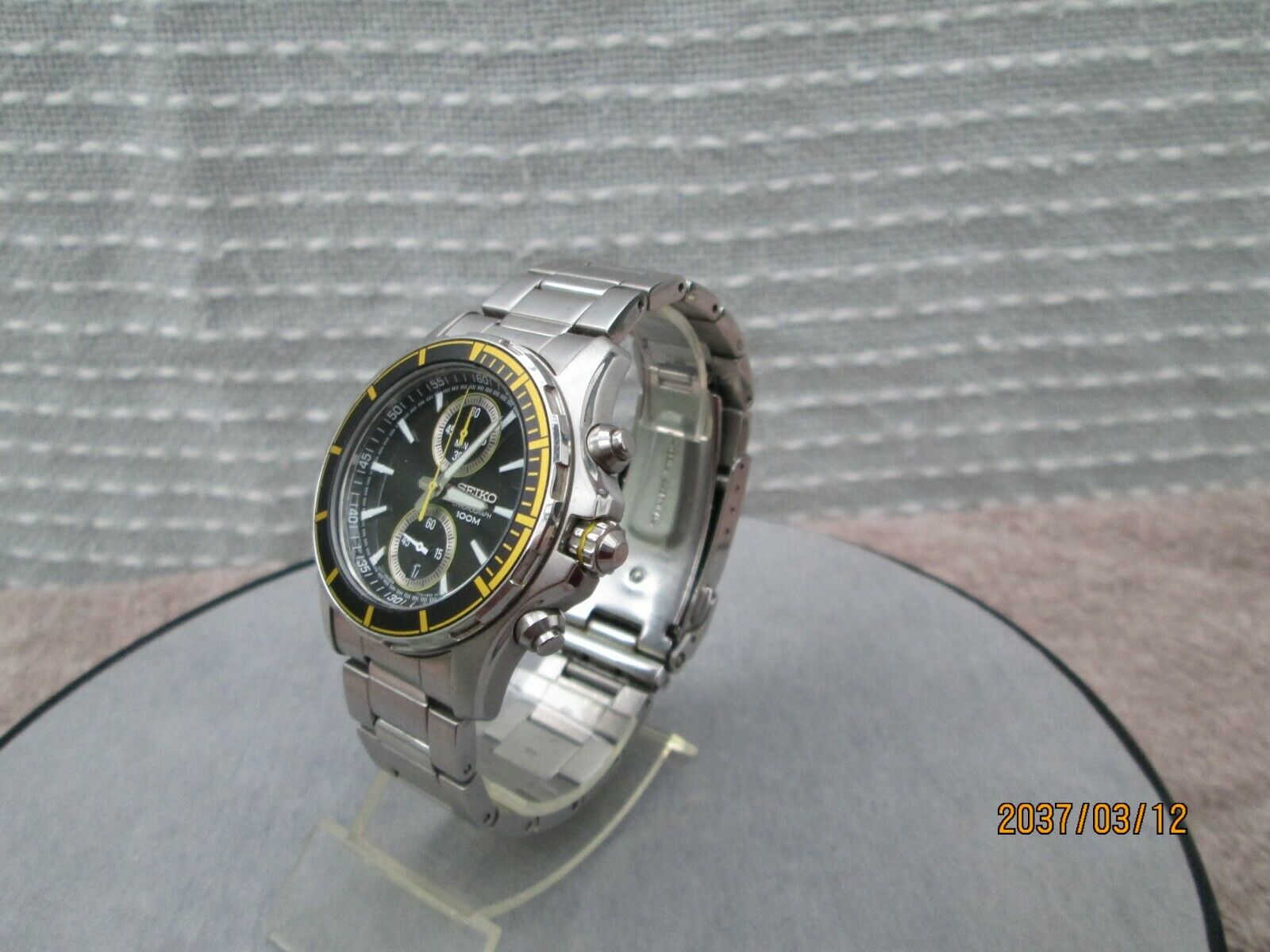 MENS QUARTZ SEIKO CHRONOGRAPH 100M WRISTWATCH 7T94 OBMO WatchCharts