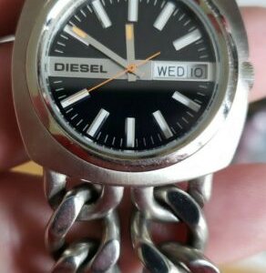 VINTAGE MENS DIESEL WATCH CHAIN BAND DAY DATE DZ2093 1990S SUPER