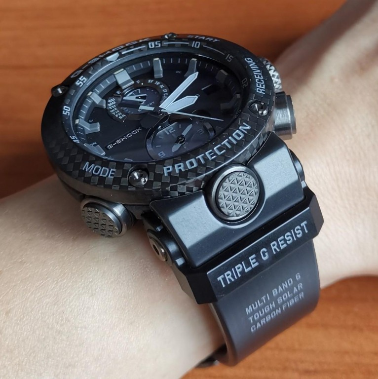 CASIO G Shock GRAVITYMASTER GWR-B1000-1AJF with Bluetooth