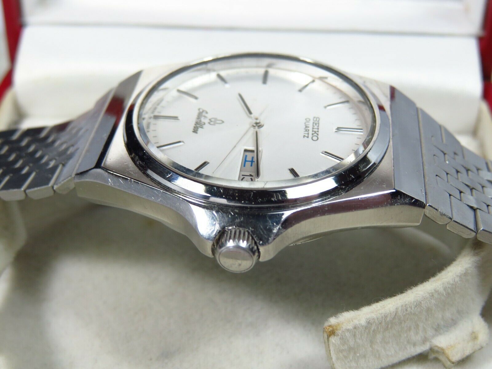 Vintage 1981 SEIKO Silver Wave QUARTZ watch { 5933 - 7000 