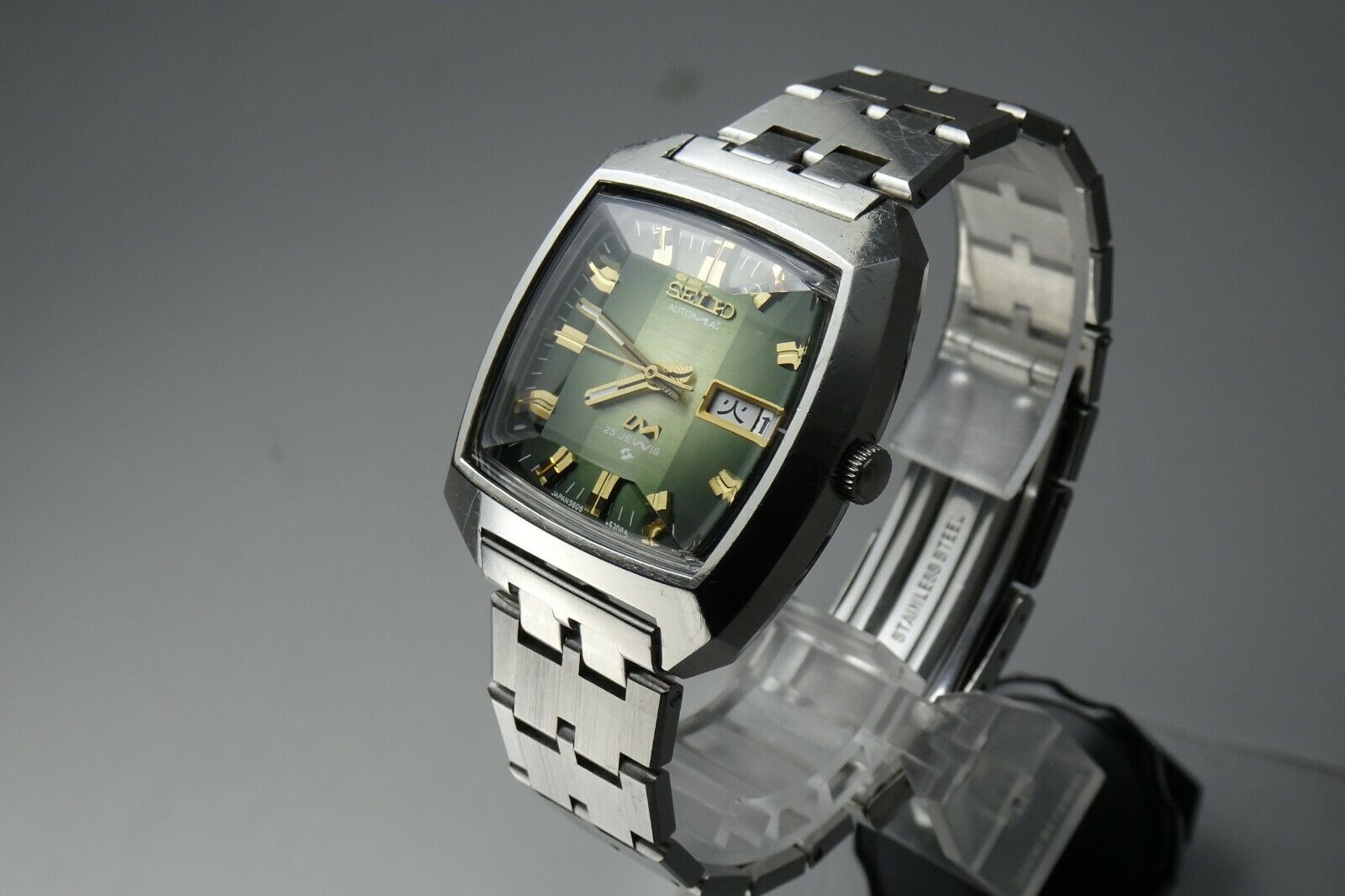 83982d9b-6f10-4f96-88f0-