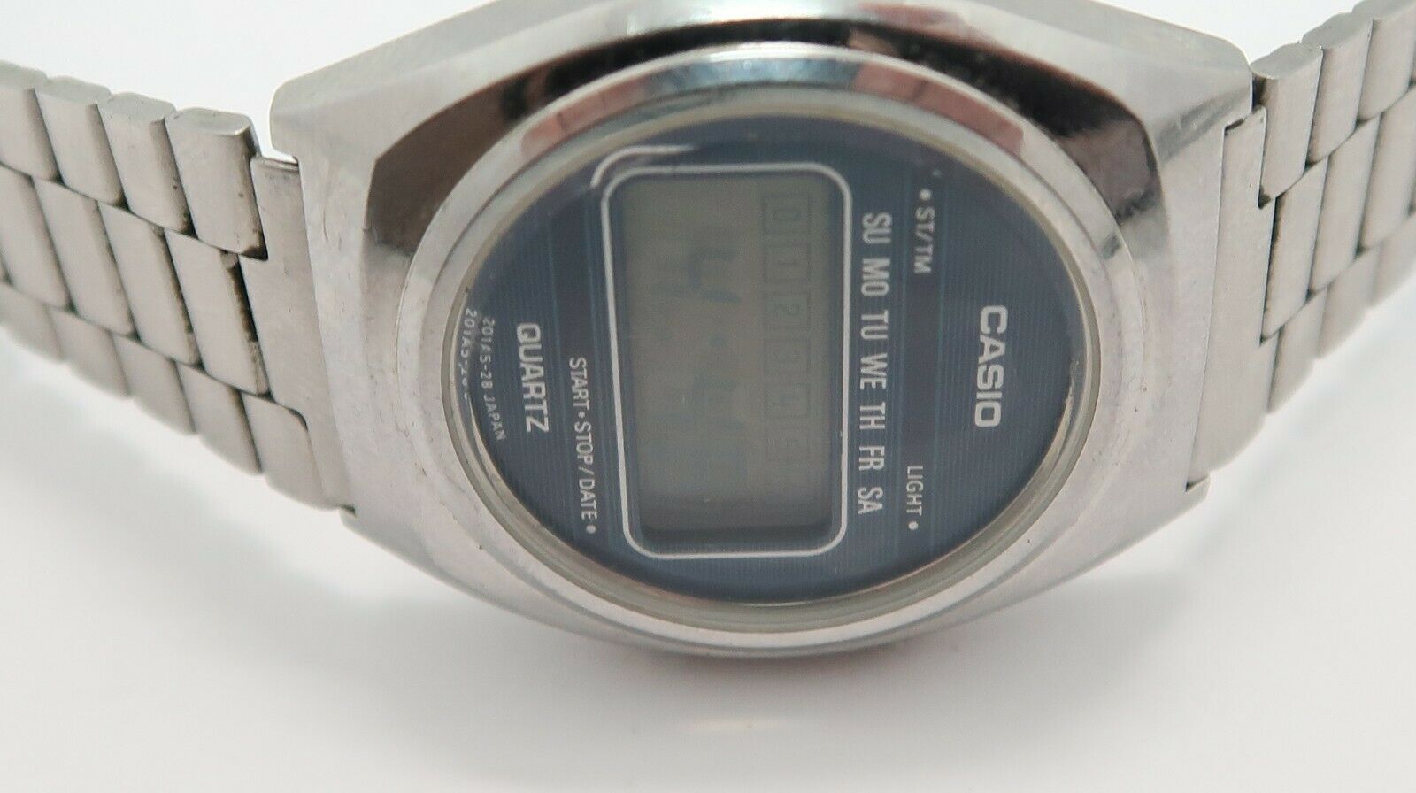 VINTAGE CASIO 35QR-23 GENTS WATCH circa 1977 JAPAN | WatchCharts