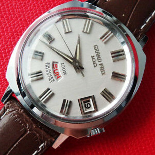 RARE VINTAGE ORIENT GRAND PRIX 100 JEWELS SWIMMER TRIOSTAT