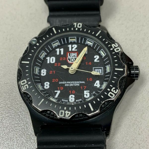 LUMINOX Watch Series 8400 Black White Red Dial Bezel Parts 333