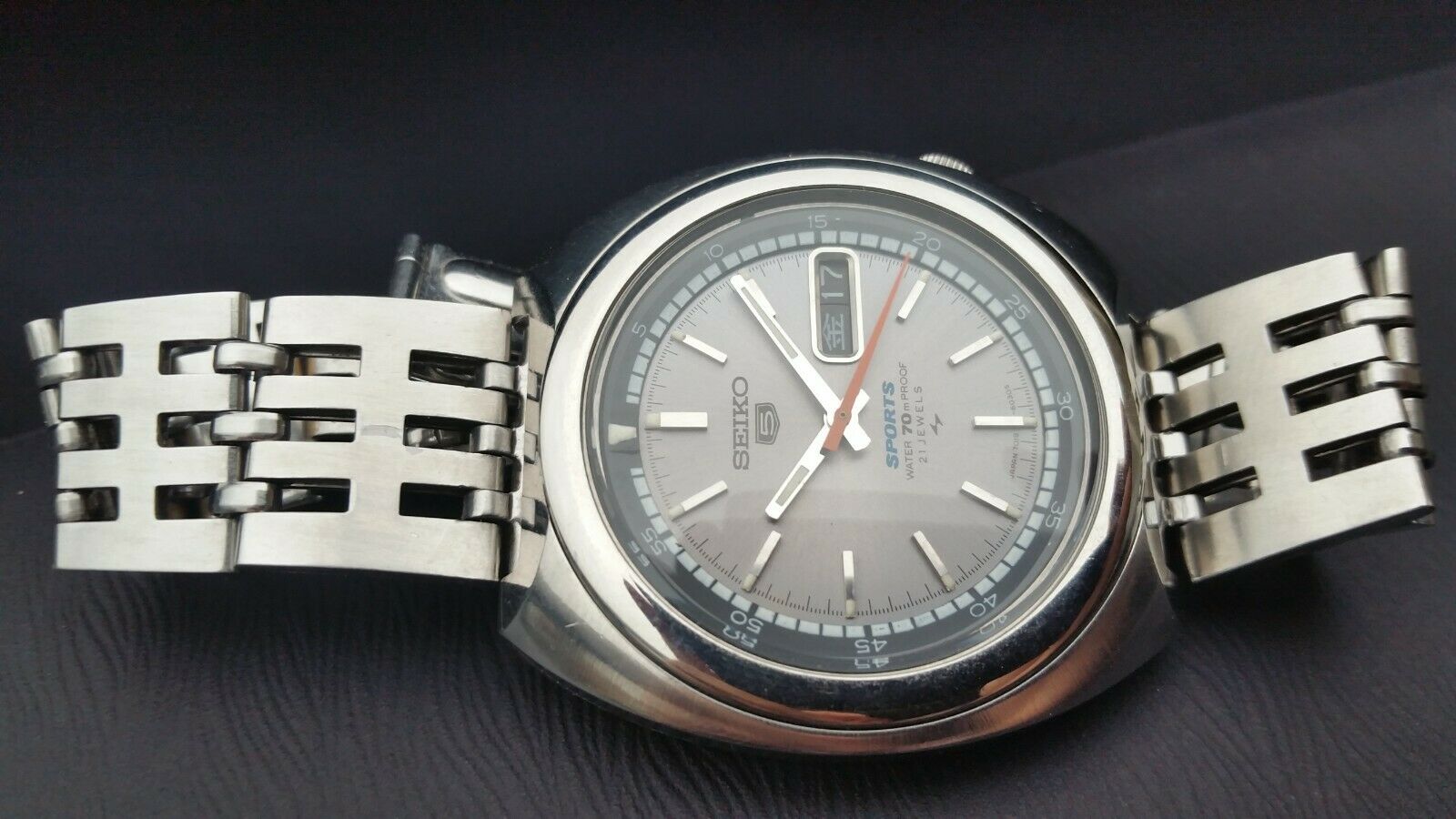 Seiko 5 Sports 7019-6020 Price as of April 2025 | WatchCharts Seiko 5 Sports 7019-6020 Price as of April 2025 | WatchCharts