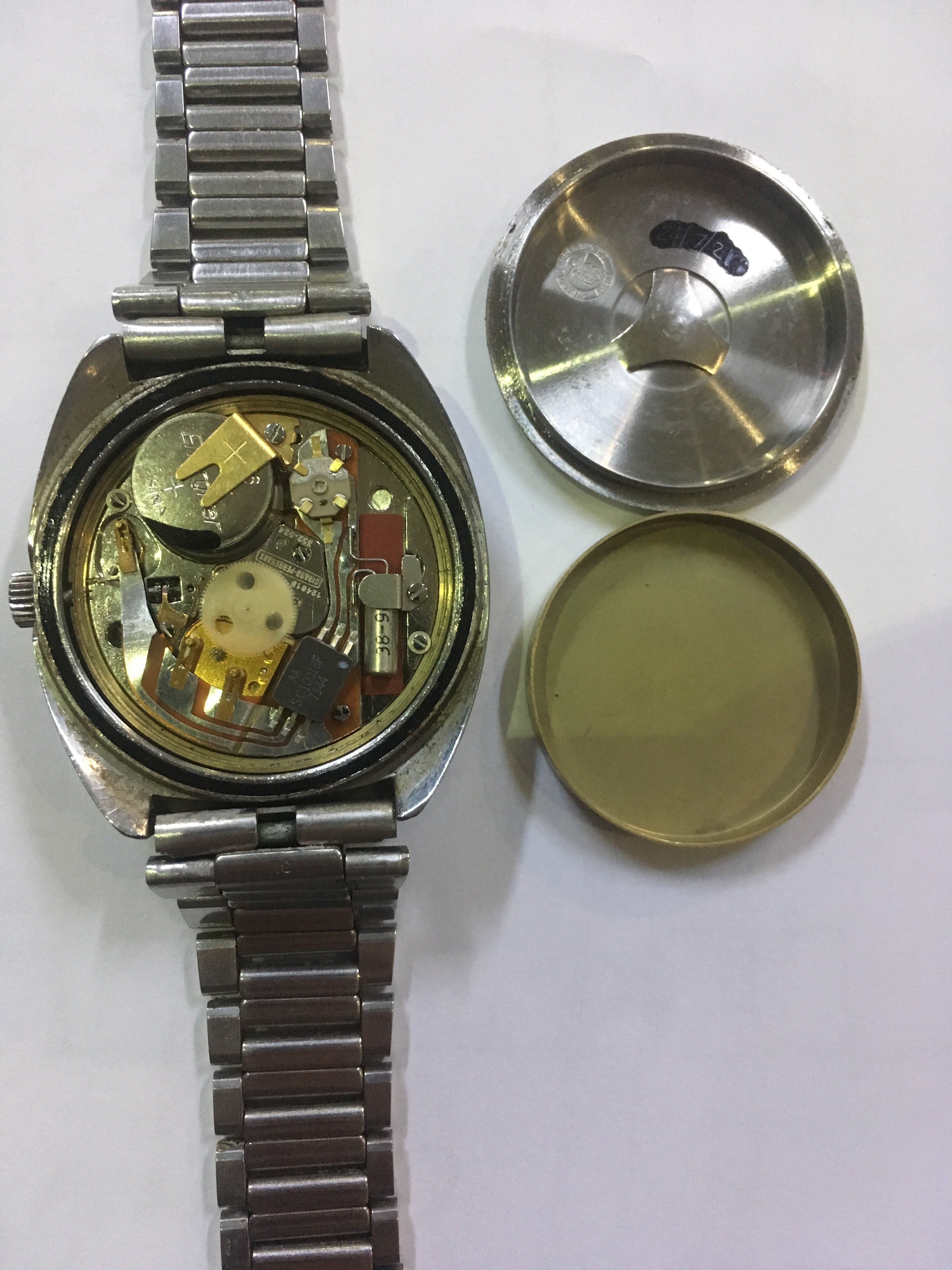 FS. Girard Perregaux Quartz cal 352 WatchCharts Marketplace