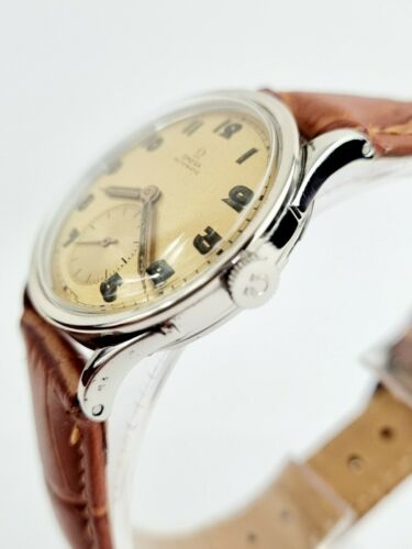 Superb 1945 Vintage Omega Bumper Automatic Ref.2478 Cal.30.10RA