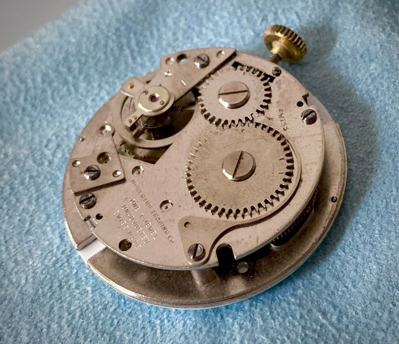 RARE Vintage ROUAN DELUXE Mens SWISS Mechanical. Diamond 