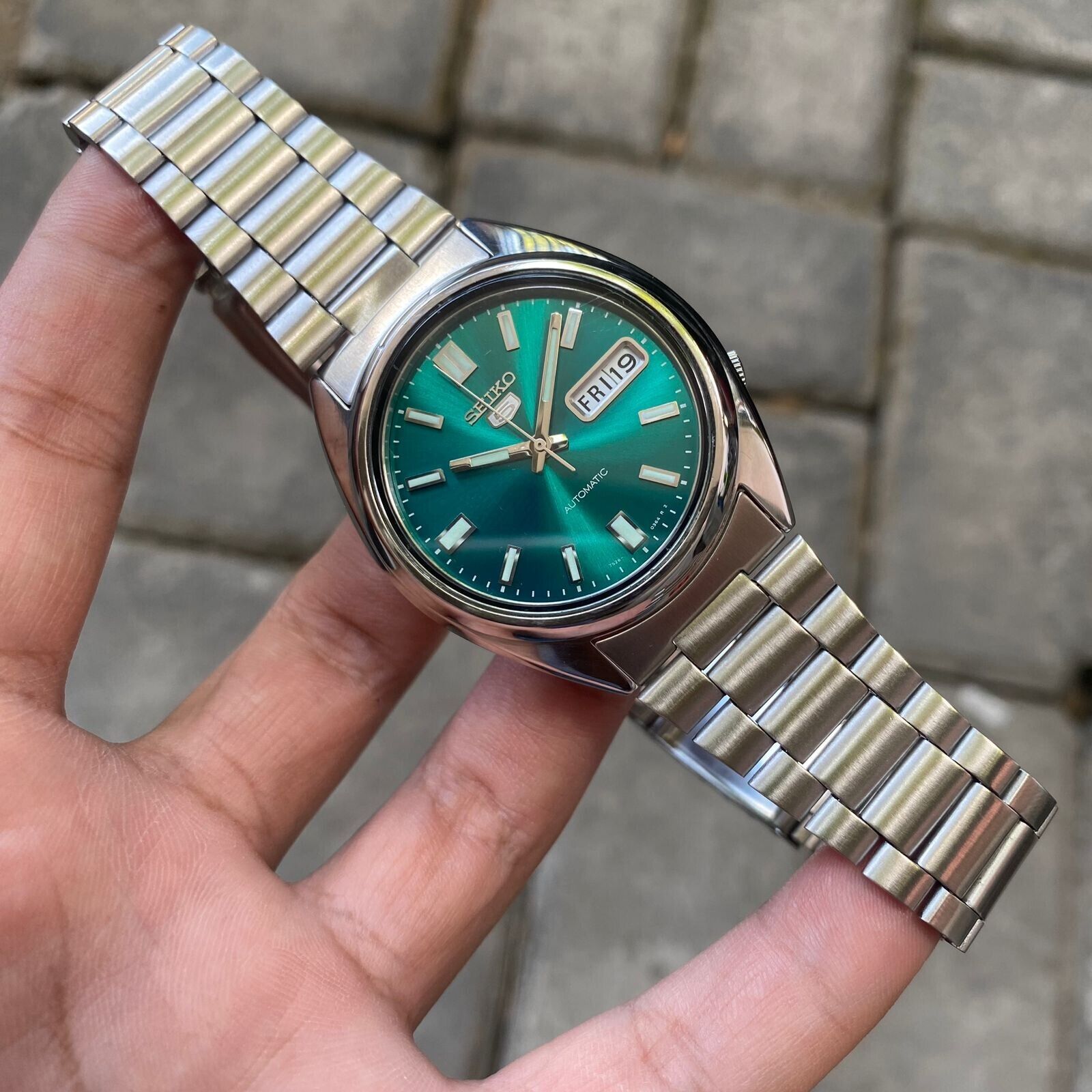 Rare Rare Seiko 5 SNX447 7S26-0480 Green Automatic Day Date 