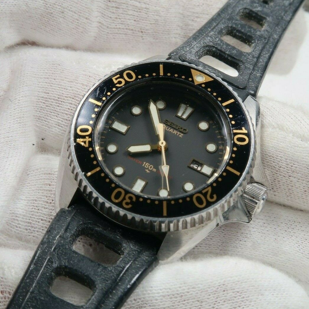 Vintage Seiko Quartz 150m Diver 2625-0010 Ladies Watch Japan