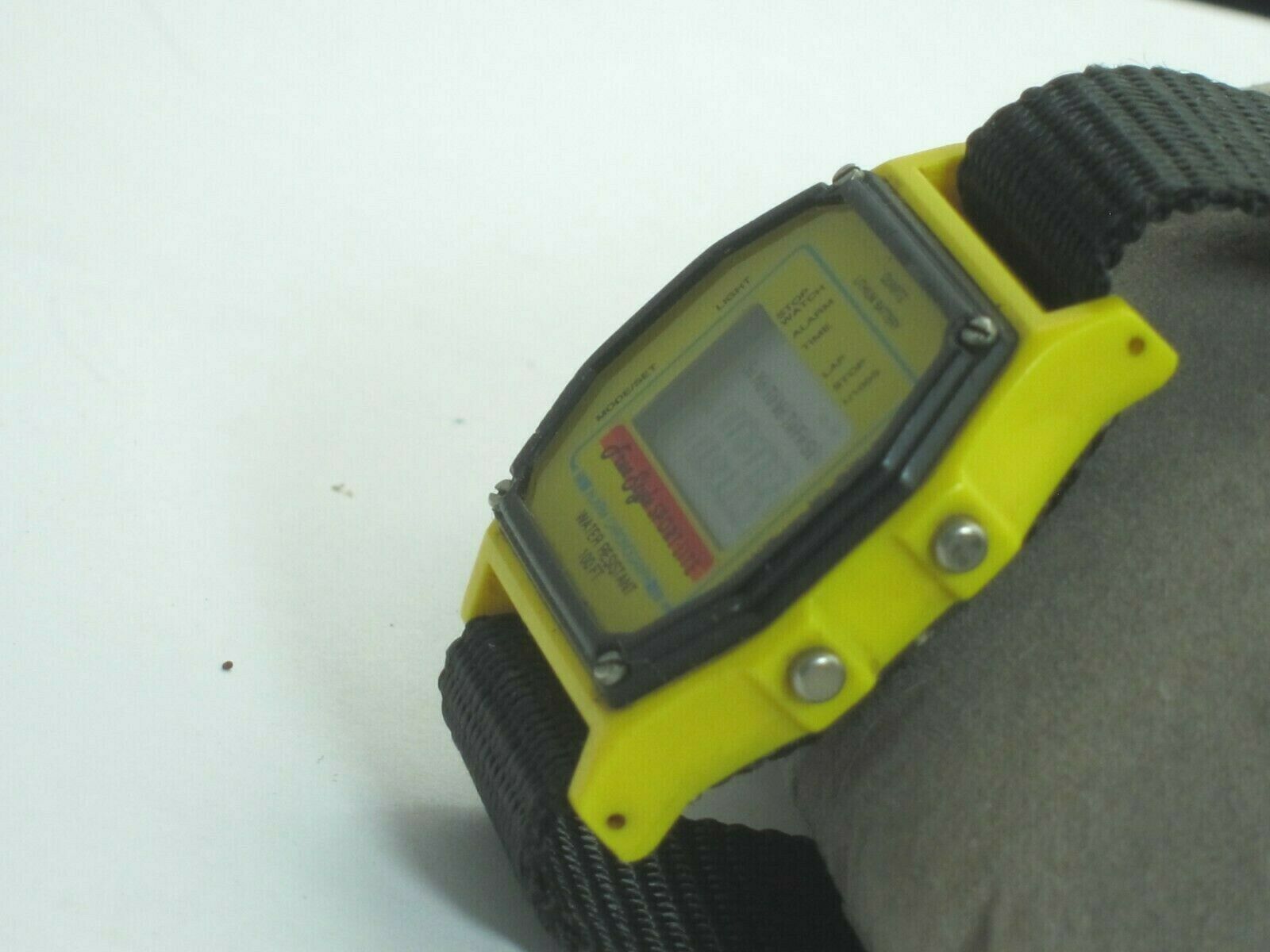 CARVRon Herman × SHARK Freestyle ウォッチ Freestyle Watch Shark Clip Lime