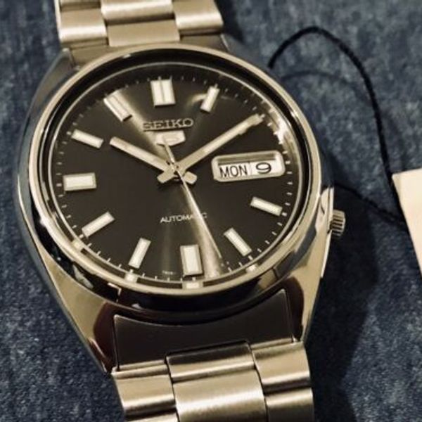 Seiko 5 Men's Grey Sunburst Dial Automatic Watch - SNXS79 Arabic Date ...