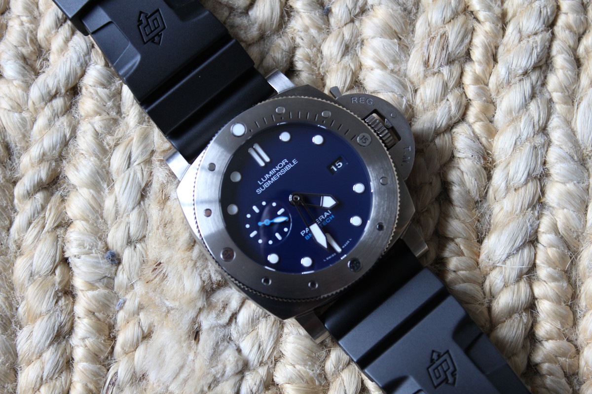 FS Panerai PAM 692 Submersible BMG Blue Dial 47mm With BOX