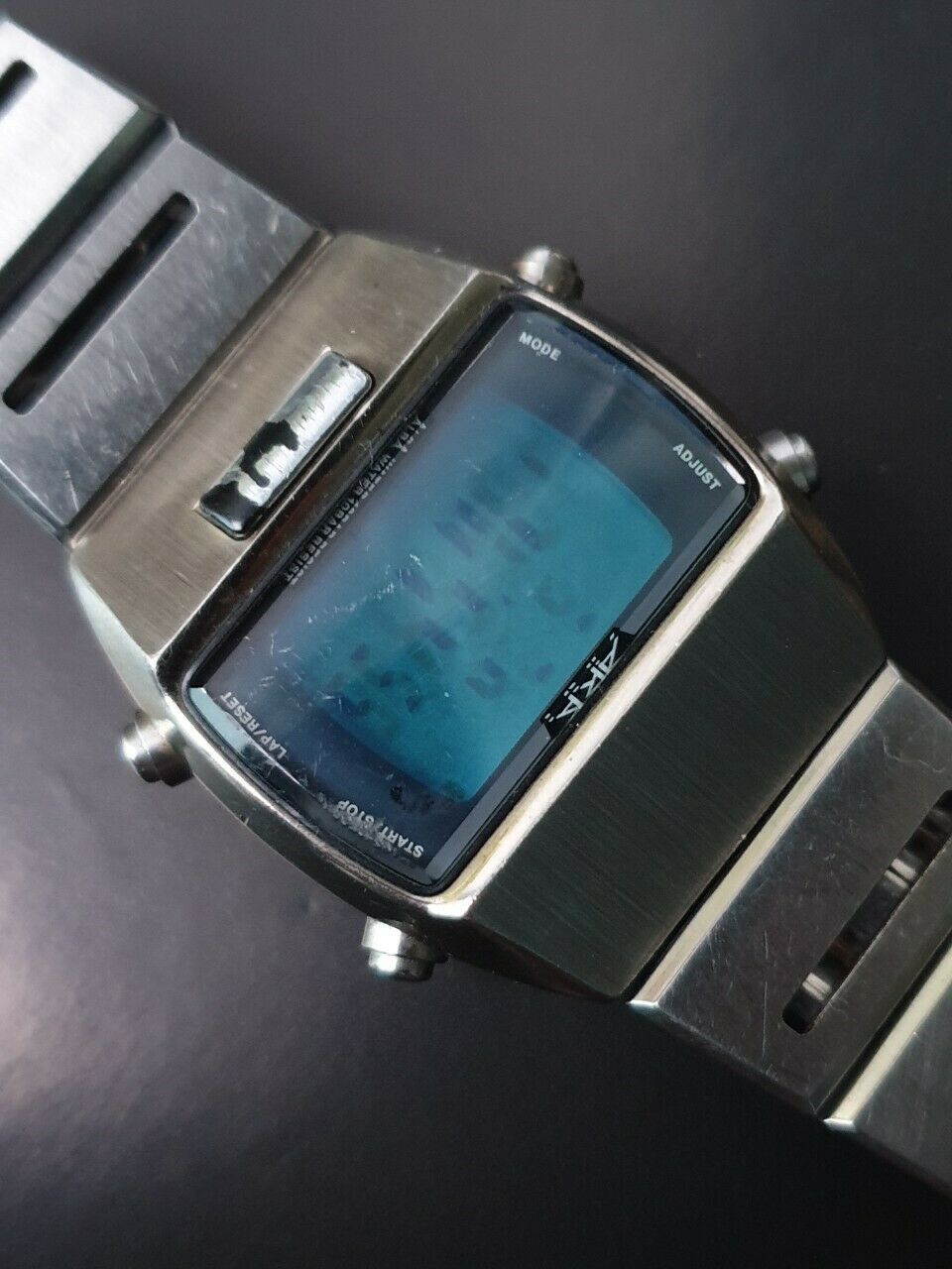Vintage Seiko Alba Aka W620-4130 Mens LCD Digital Watch
