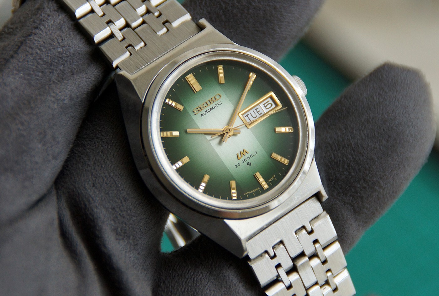 セイコー　5606-7310 Seiko Lord Matic 5606-7310 Price as of May 2026 | WatchCharts