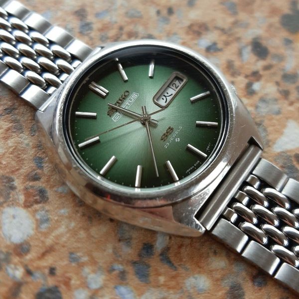 Vintage Seiko 5 Actus SS 23 Jewels Auto 6106 8670 Kanji Day