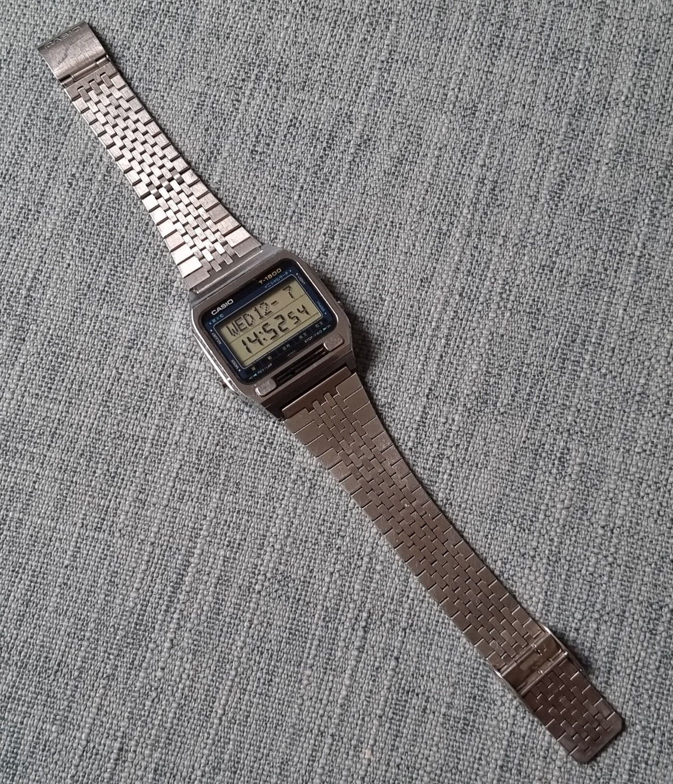 vintage casio t-1500 japanese english dictionary lcd watch rare