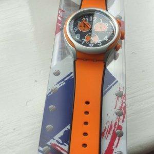 Reloj Swatch Unisex Feel Strong Naranja SWATCH