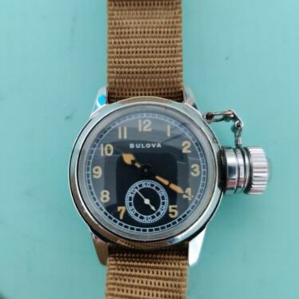 BULOVA USN BUSHIPS MILITARY WATCH with NEW CANTEEN CASE