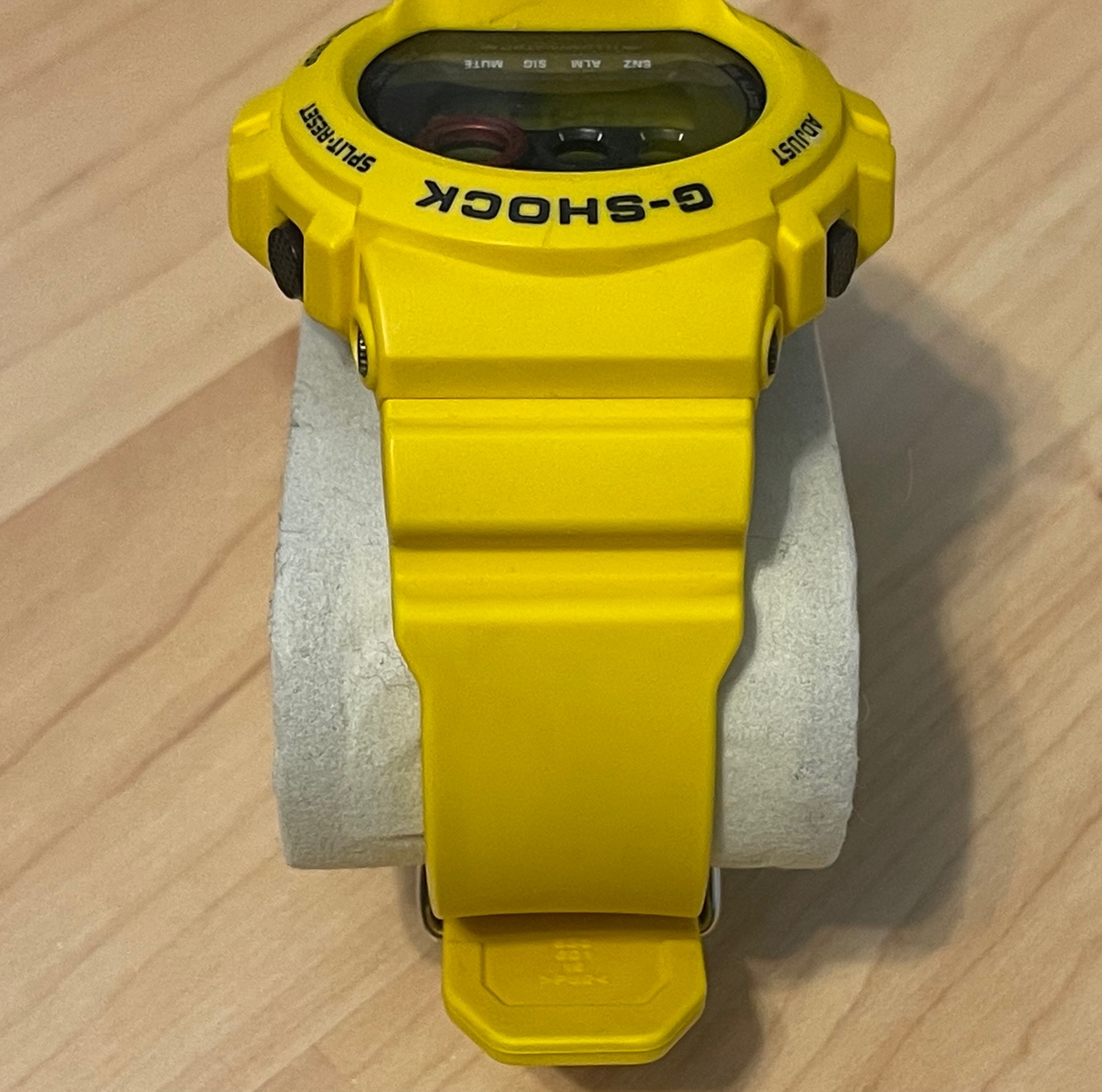 WTS Casio G Shock GD X6930E 9 30th Anniversary Limited Edition Lightning Yellow Digital Watch WatchCharts Marketplace